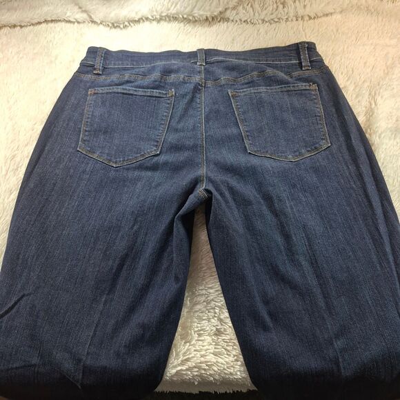 NWOT Ann Taylor The Slim Curvy Fit Dark Wash Jeans Womens Size 16. - Picture 7 of 10